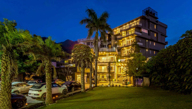 Tripli Hotels Ayushman Retreat ( Rishikesh ) 